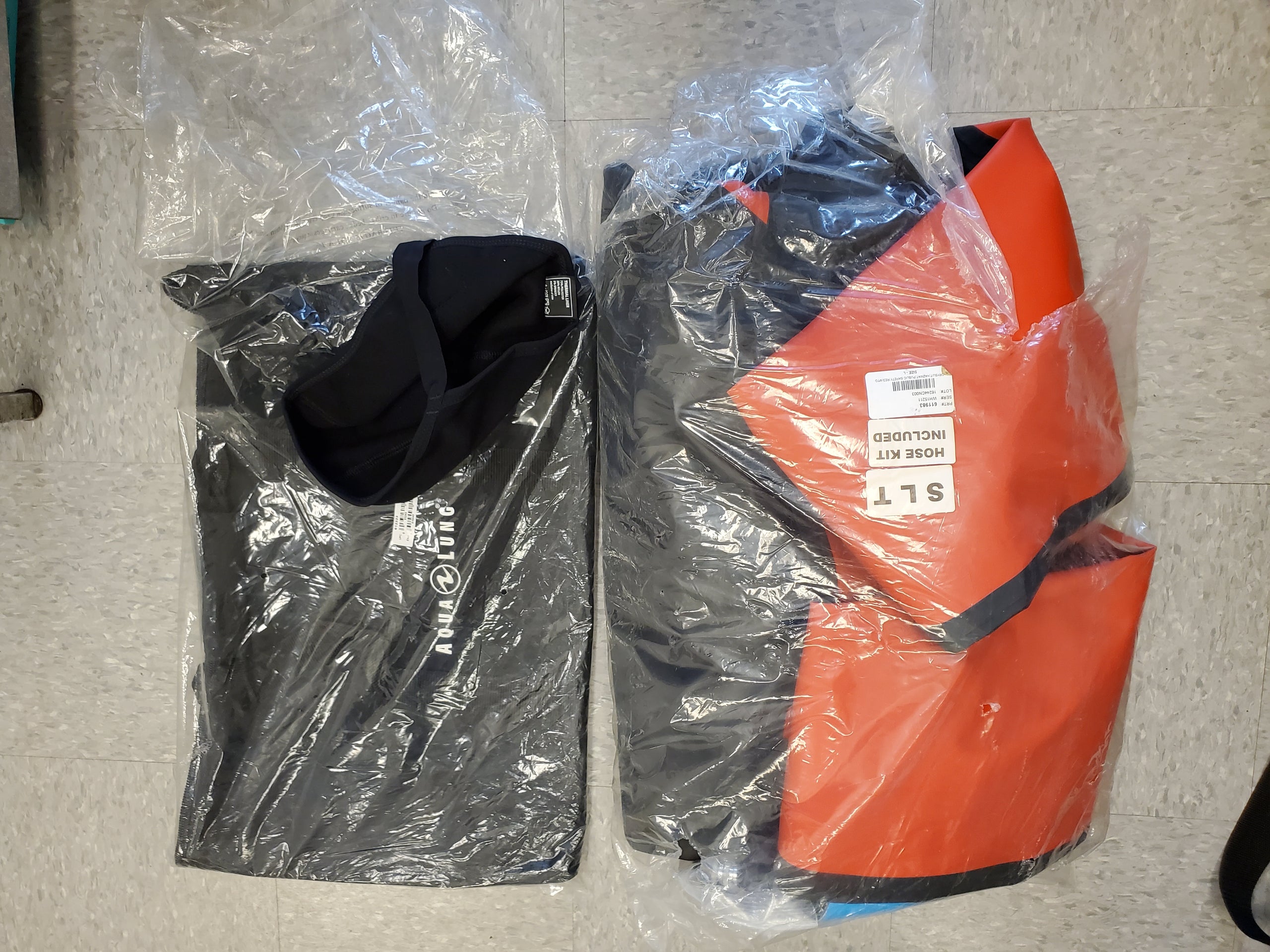 Clearance Aqua Lung Hazmat PS Dry Suit 611983